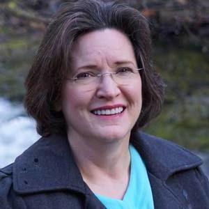 Meet your Posher, Connie